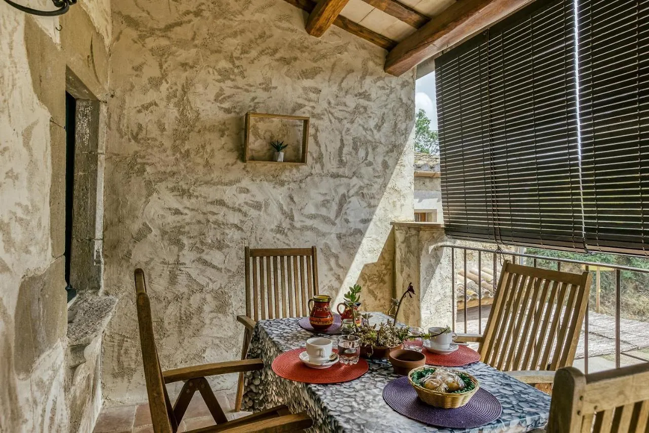 Lantställe Masia Grande Rural Can Gat Vell Llampaies Spanien